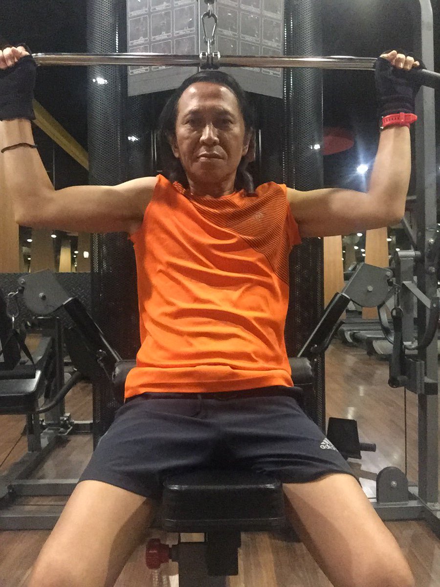 Roydonald's tweet photo. Selagi masih ada waktu👆👊 https://t.co/YbndAPaFRp