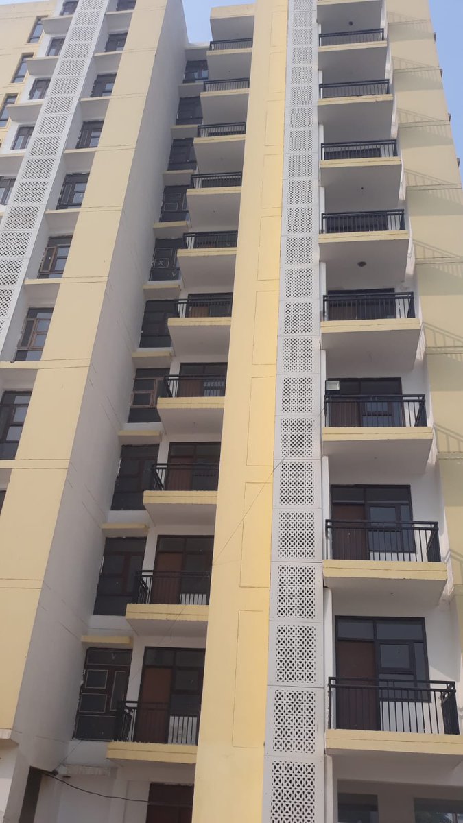 ProfMom16's tweet photo. Potential owner of an apartment building which we aren't given possession to since 10+years.
Rama Heights, NH58 Noor Nagar, Raj nagar extension, ghaziabad
@gdagzb @Mayor_Ghaziabad @dm_ghaziabad @PMOIndia @myogiadityanath please help us get our homes🙏 #YogiAdityanath #ghaziabad https://t.co/8qB5uUIwXP