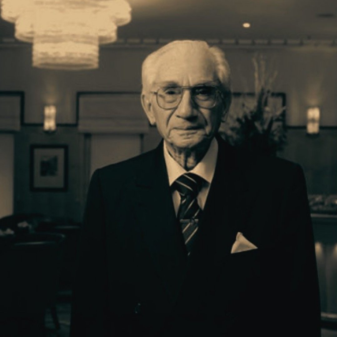 Meşk silsilesinin son temsilcisi, hocaların hocası Prof. Dr. Alâeddin YAVAŞÇA'yı kaybetmenin derin üzüntüsünü yaşıyoruz.