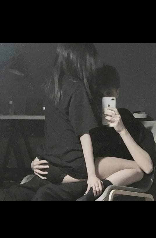 Long0vernight's tweet photo. Ai chụp chung hongg https://t.co/LuNDCTAXCF