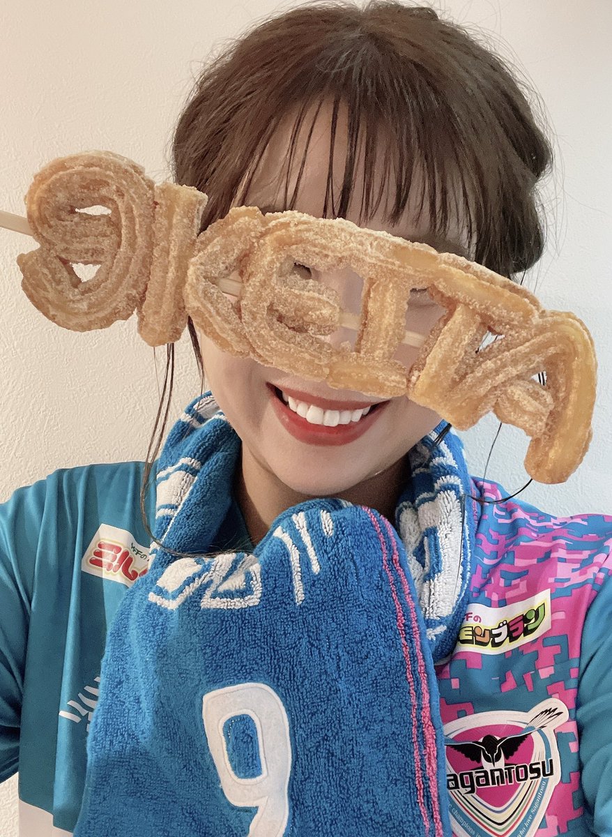 めるたん tweet media