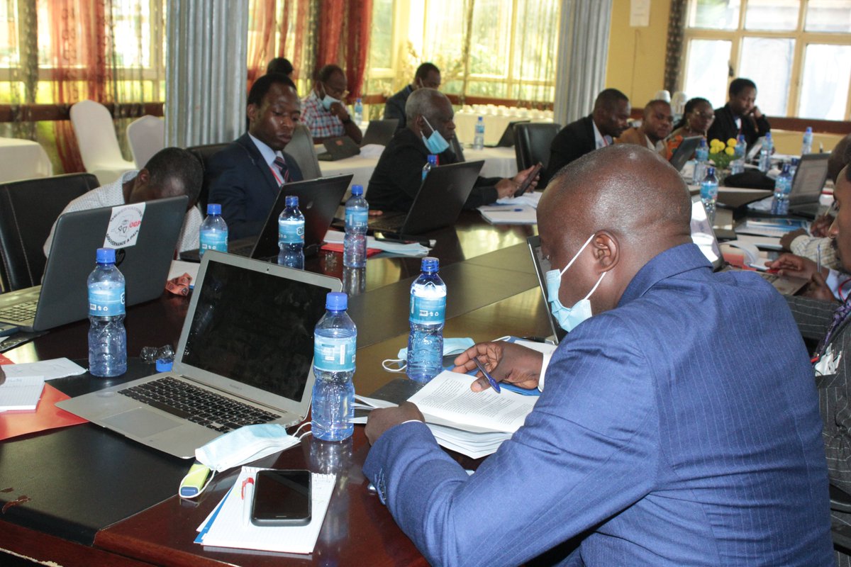 Institutions provinciales et instabilité politique en RDC : jeux des acteurs et enjeux politiques, 3eme conférence annuelle de <a href="/rescongo/">ResCongo</a> à Kinshasa et Bukavu <a href="/TCarayannis/">Tatiana Carayannis</a> <a href="/bazonzi/">José Bazonzi</a> <a href="/gecshisp/">Gec-sh</a> <a href="/GodefroidMuzal1/">Godefroid Muzalia</a> <a href="/ssrc_org/">SSRC</a>