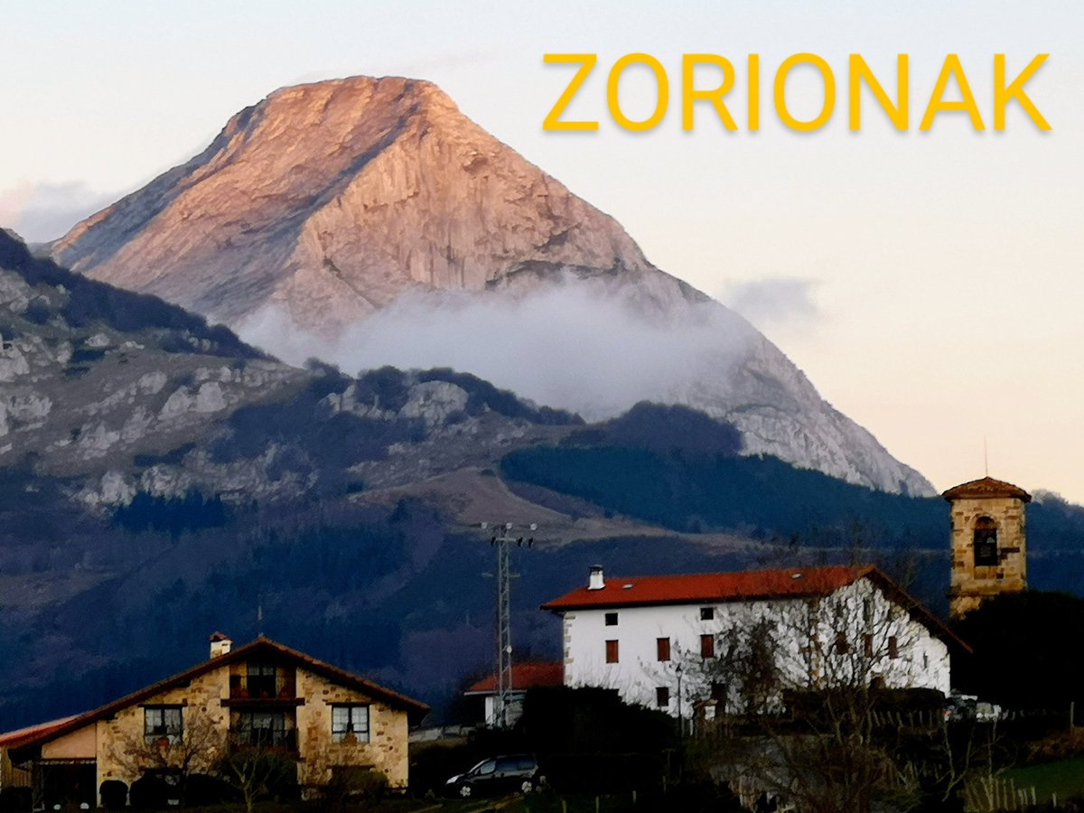Egun on!! ZORIONAK eta Urte Berri on ARAMAIOTIK💥