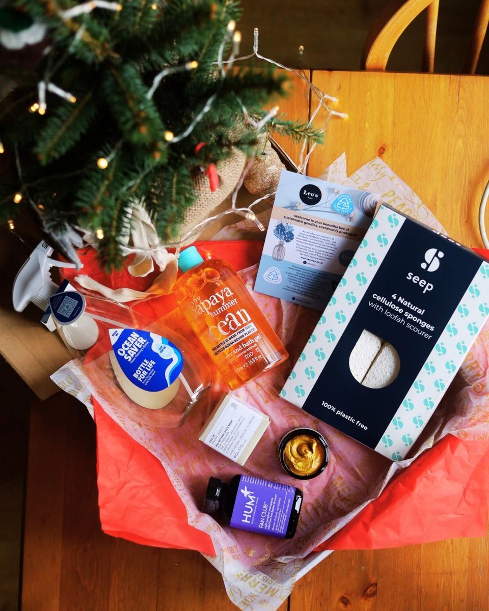 This Christmas, we've collaborated with the good people at Leo's Box to show some of their community how to make #SustainableSwaps!

#ChooseRecycled