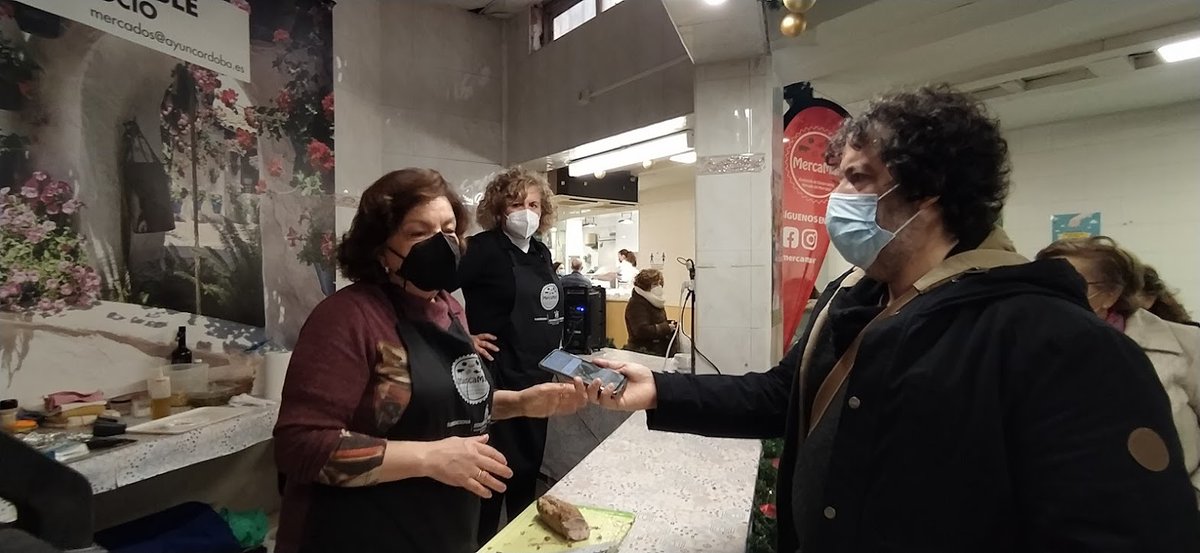 Agradecida a <a href="/GURMECordoba/">Gurmé Córdoba</a> por el reportaje de mi show cooking en el Mercado Marrubial #Cordoba
⏬
sevilla.abc.es/gurme/actualid…
"Showcooking en el mercado del Marrubial: cómo hacer un menú navideño especial y sencillo".

<a href="/mercamar_asoc/">MercaMar</a> - <a href="/CCAVinuela/">CCA Viñuela</a> - <a href="/Merca_Cordoba/">MercaCórdoba</a> <a href="/ComercioAyuncor/">Comercio Ayuntamiento de Córdoba</a>