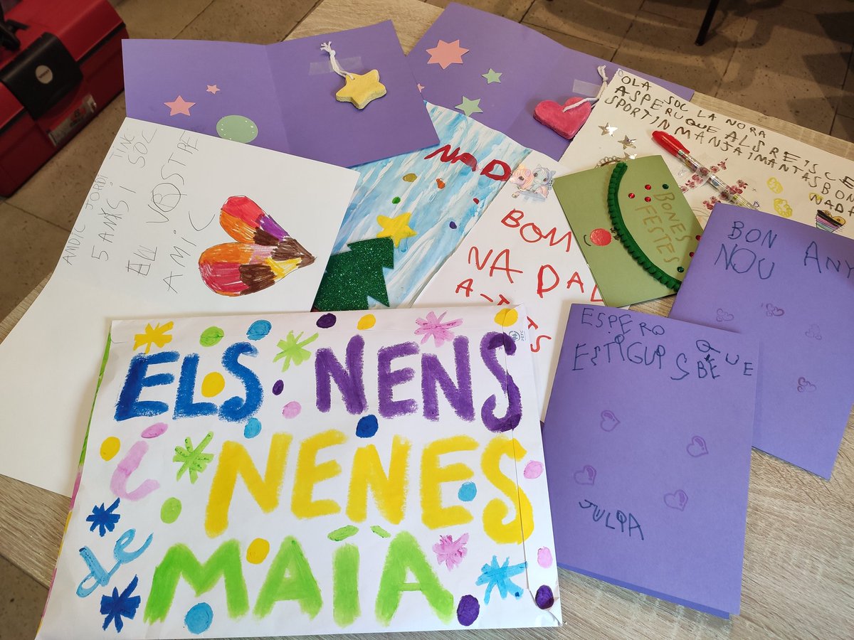 Avui, nenes,nens i famílies de #MaiàdeMontcal han fet un regal/tresor als joves que viuen al SPAAI Mas Teixidor de <a href="/suaracoop/">Suara Cooperativa</a> L'agraïment dels joves i l'equip educatiu és immens!! Moltes gràcies i Bones Festes!