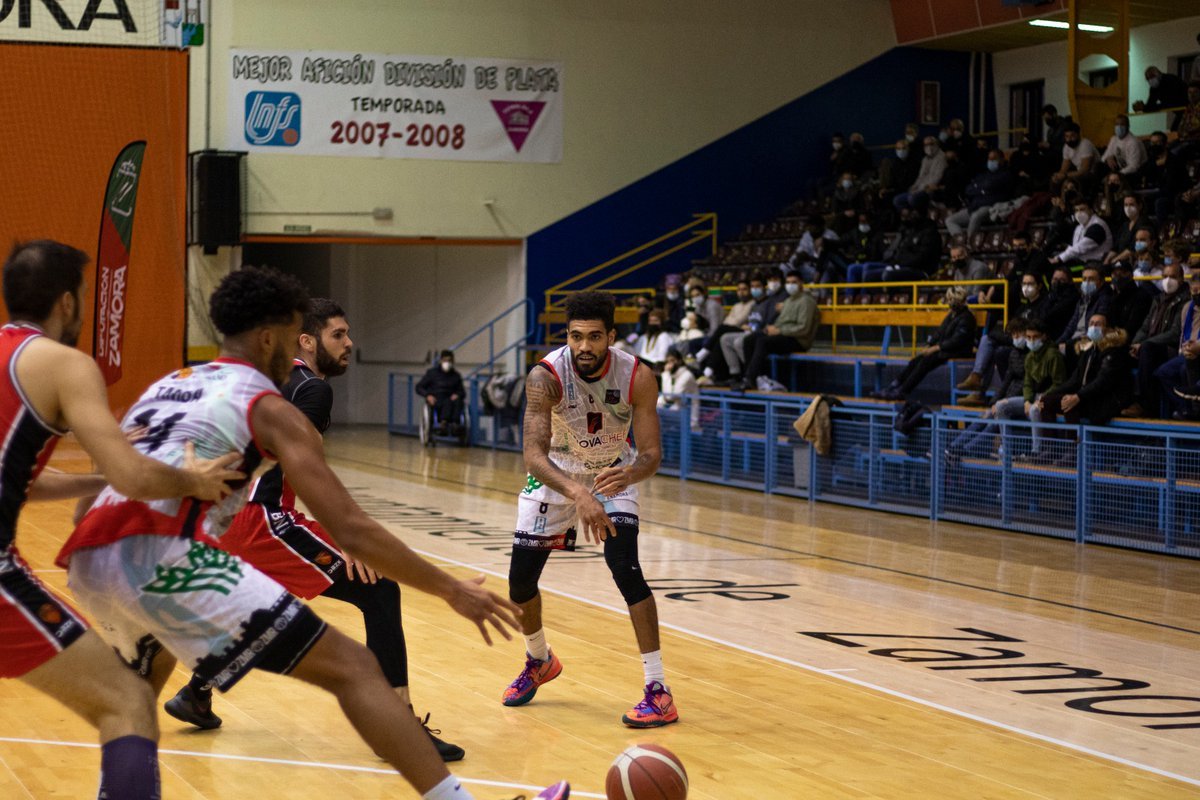 _CanchaLatina_'s tweet photo. 🇵🇷🇪🇸 Bobby Harris es el MVP Cancha Latina de la jornada 11 en LEB Plata
https://t.co/4EXmEcMMvV https://t.co/zaU1i1y0Z3
