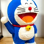 高校生の頃に実物大のドラえもんをレゴで作成!試行錯誤の歴史が見える!