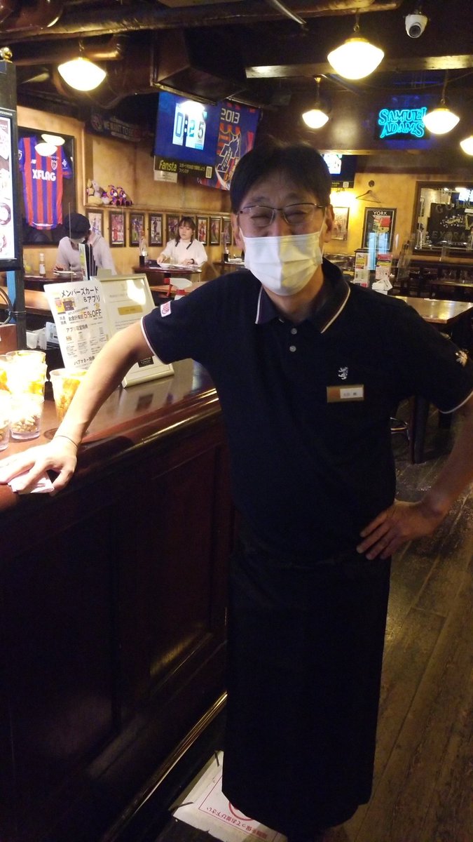 nanmin3's tweet photo. HUB吉祥寺店22:00までシフトに入ってるオッサンw https://t.co/wSb8gXZhKO