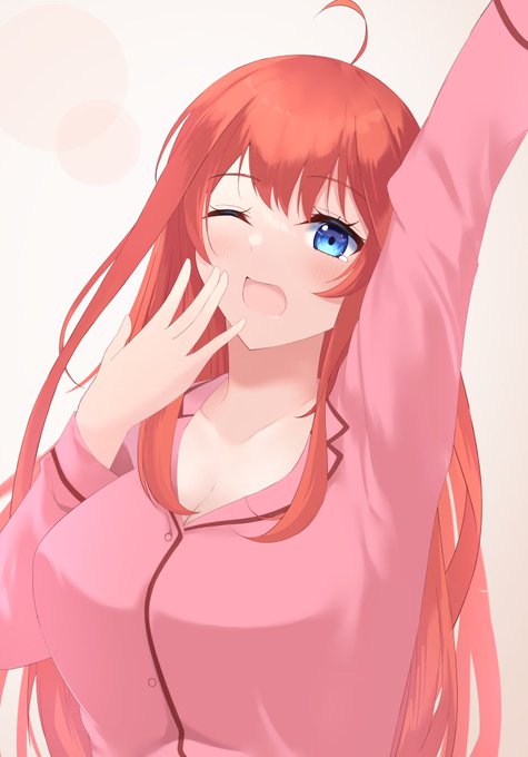 ほめてれさんがTwitterに投稿した中野五月(五等分の花嫁)のイラスト。