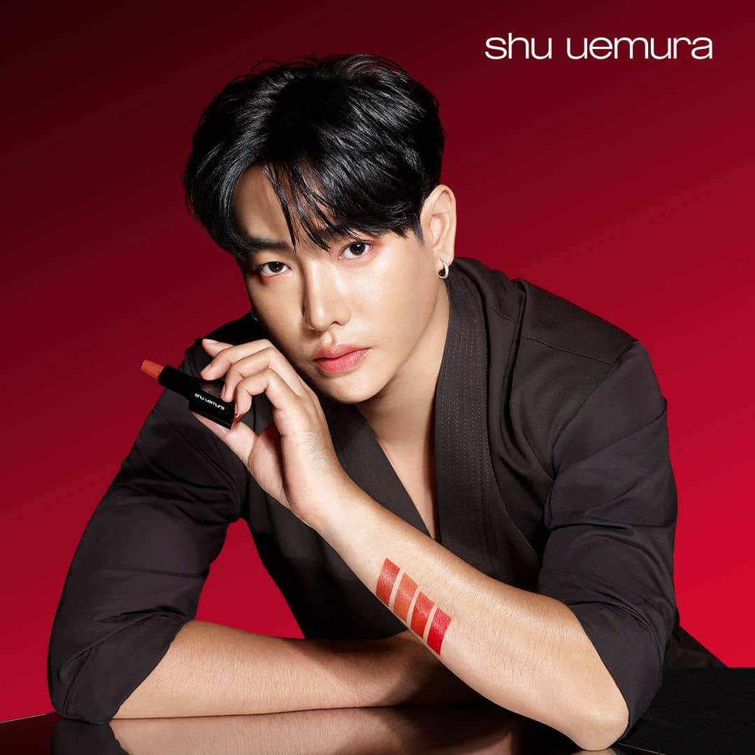 PalitIsLove's tweet photo. 💄พาพี่โชค และ shu ไปเทรนด์โลกกันค่า  แจกแทคเป๋าซานต้าพิค 2 รว. 

💄รีทวีต + รีพลายรูปเฮียกับ shu 
💄ติดแทคที่ถูกต้องครบๆนะคะ

@peckpalit
#ลิปshuของผลิต
#Palitxshuuemura
#เป๊กผลิตโชค
#PeckPaLitChoke https://t.co/I5kc1f5ejl