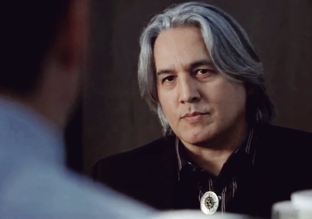 Jenny74656's tweet photo. #365daysofRB Day 357
Happy Thursday! 🥰
Only 2 more sleeps to go! 🎄🎅
Here is another pic from "Big Love" Season 3. #RobertBeltran as Jerry Flute. Have a wonderful day today, please stay safe 🤗😘 https://t.co/ApPCuvSXKd