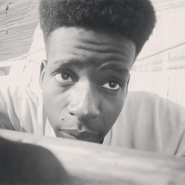 هَذا الشتاء بهِ الكثير مِن شتات الشّعور 🤎🦋