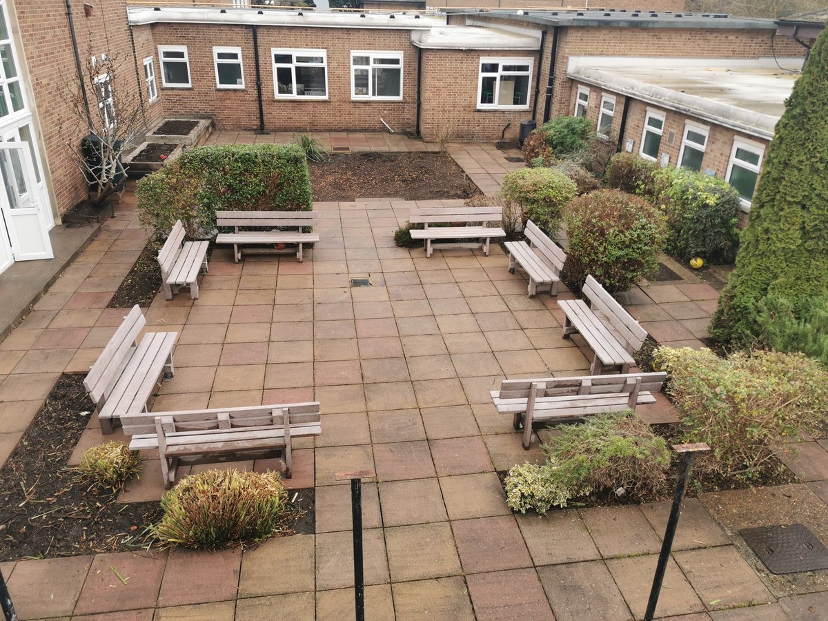 LeysGround's tweet photo. Great couple of days at a local primary school. Great to help out and give something to the community. We'll done team. @LeysCambridge https://t.co/uNDBzuuyD2