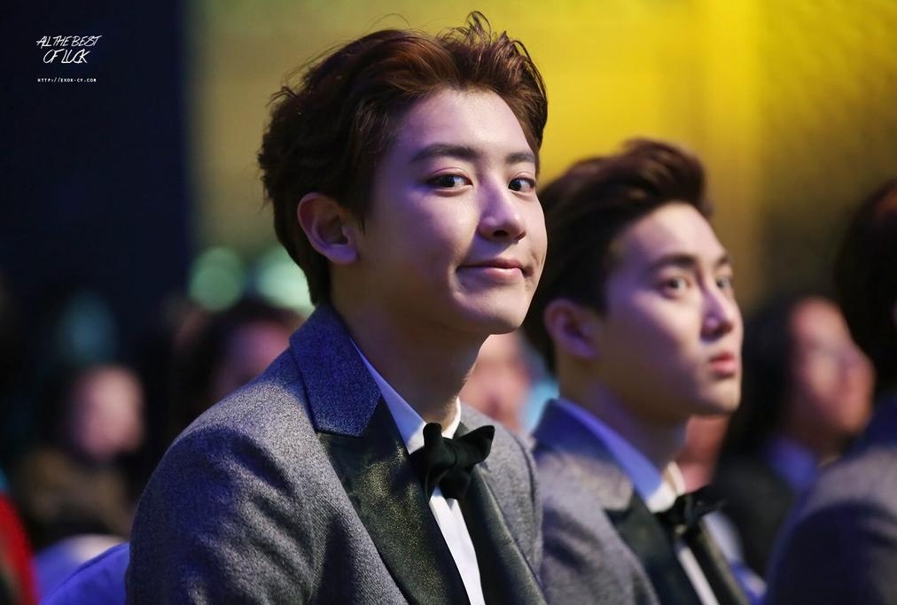 L0EYBAR's tweet photo. cutest little prince ♡ #찬열 https://t.co/5KuOhMUQuP