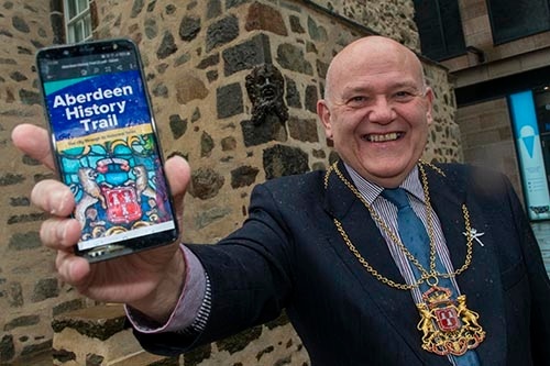 We've launched a series of 10 new downloadable trail guides for Aberdeen today - &amp; there's a new trail guides app feature too.
They are family-friendly guides &amp; maps &amp; the free GoABZ app is available from Apple’s App Store &amp; Google Play. 
Find out more 👉 orlo.uk/B8o6N