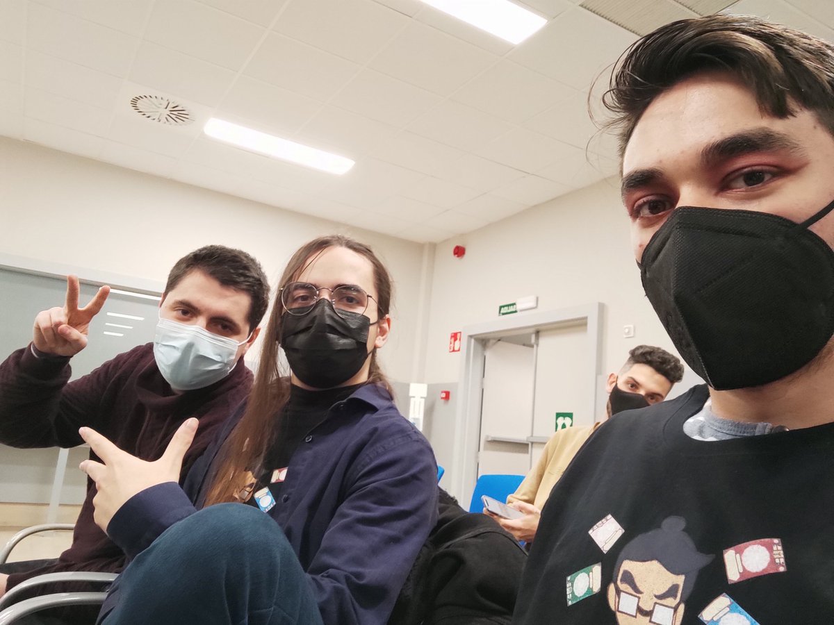 SalmorejoGames's tweet photo. Ayer presentamos Tales of the Dumbgeon.

Ganamos mejor juego original y mejor diseño sonoro.

Gracias por todo el apoyo que hemos recibido, poder crear este proyecto ha sido increíble❤️❤️❤️

@SaYiToSaMa
@sirAllanBerg
@dakeXd00
@gomybea
@sourdonny
@miniponti
@Richenric https://t.co/hda5x7XKjH
