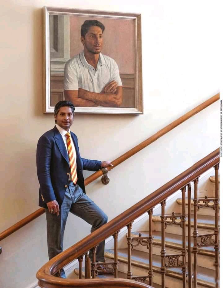 Sangakkara_fans's tweet photo. Our Hero Forever!❤️ @KumarSanga2  #KumarSangakkara #GreatestLegend #TrueGentleman #WeLoveSanga #ProudFans https://t.co/lSixJ17hft