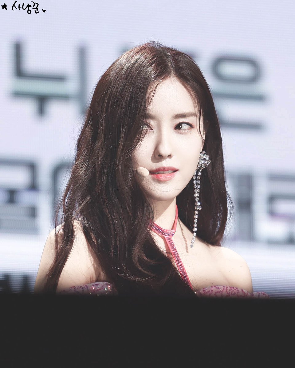 Starhunter_Hyom's tweet photo. @b89530 #효민 #HYOMIN @b89530 💗

📎 https://t.co/33srbOf53d https://t.co/W9YKAiNM0g