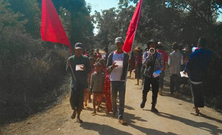 eainttko's tweet photo. A village from #Depayin township held anti-coup evening protest on Dec 23 .
#India_StopSupportingTerrorists 
#Dec23Coup 
#WhatsHappeningInMyanmar https://t.co/vF8Ty4o3QB