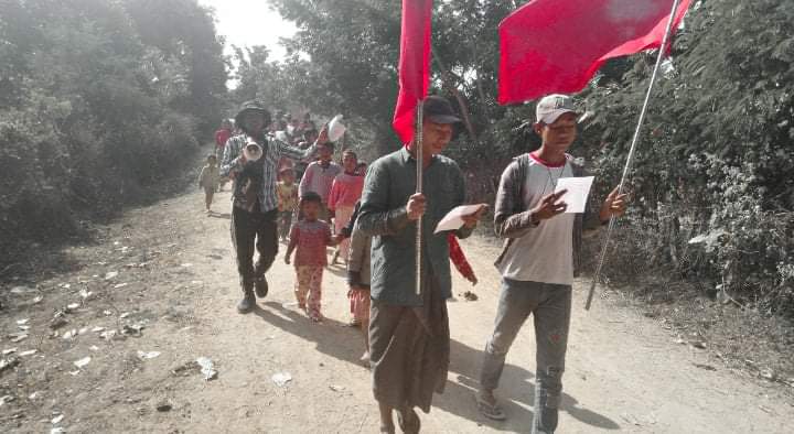 eainttko's tweet photo. A village from #Depayin township held anti-coup evening protest on Dec 23 .
#India_StopSupportingTerrorists 
#Dec23Coup 
#WhatsHappeningInMyanmar https://t.co/vF8Ty4o3QB