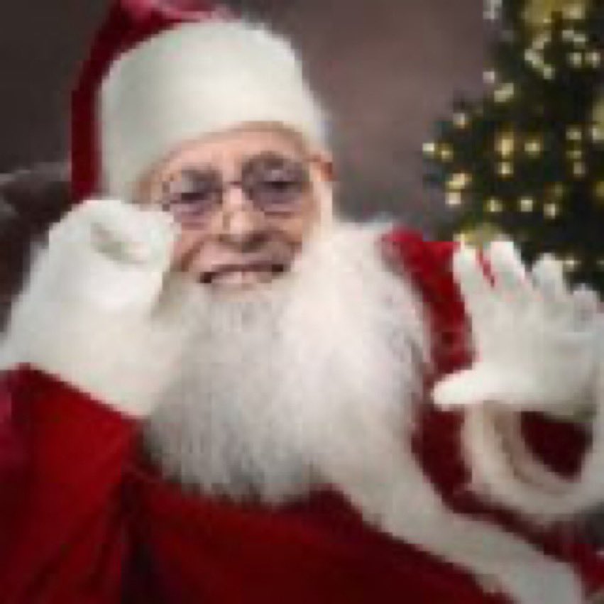 Je m'interroge... 
Je ne suis pas Chrétienne, j'm les animaux... 
Et je vais fêter Noël avec un foi gras au piment d'Espelette reçu d'une amie de Toulouse, un chapon et une bûche... 
Suis-je boomer, réac, facho... ou tout à la fois ? 😂
#noel2021 #Noel