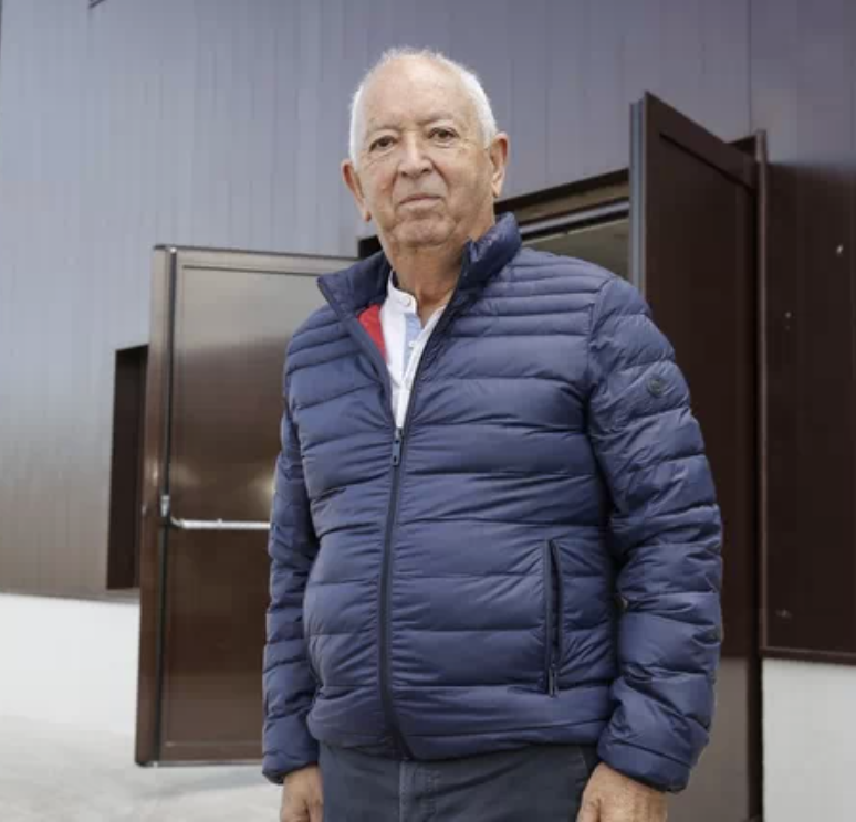PPdeOU's tweet photo. El alcalde de @QuintelaLeirado propicia el relevo en la Mancomunidade de Celanova, se cierra una etapa en la que Pérez Cortés ostentó el cargo durante 26 años. https://t.co/FAetntPxzm @VozOurense https://t.co/TsciuJyWkT