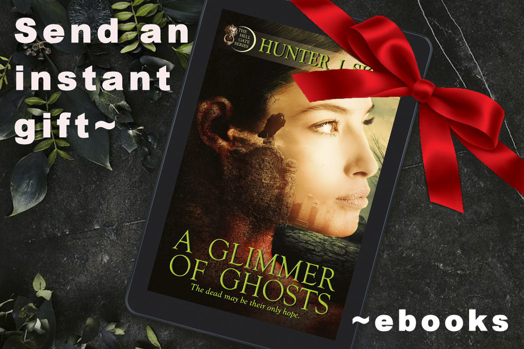 Need a LAST MINUTE gift? No time to ship? Send an e-book w/ love.
Amazon: amazon.com/Glimmer-Ghosts… 'Buy for Others'
B&N: barnesandnoble.com/w/a-glimmer-of… 'Buy as Gift'
#LastMinuteGifts #LastMinuteShopping #Lastminute #ebooks #ebook #holidays #holiday #Christmas #PNR #RomanceReaders #books