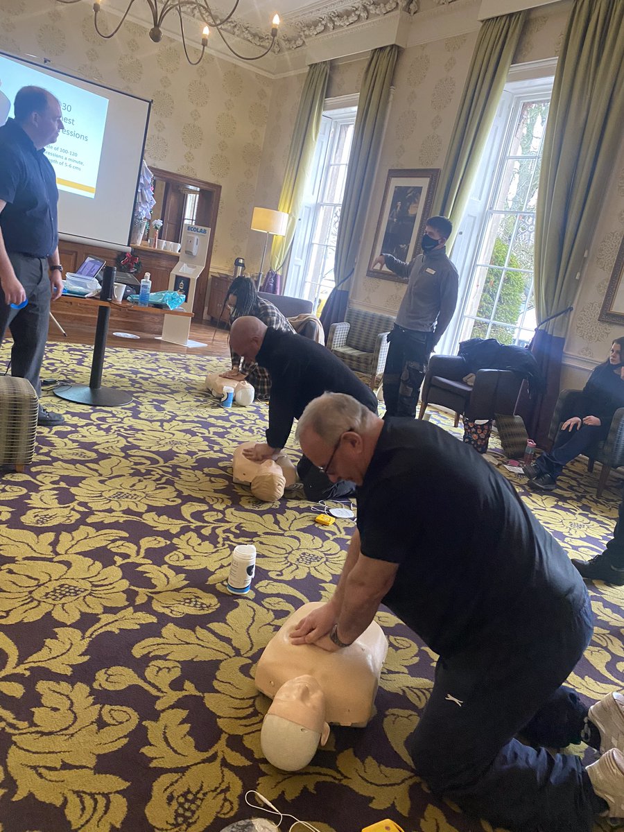 andrew_j_watt's tweet photo. We have been running first aid training at #wychnorpark as part of our commitment to health and safety. It’s great that defibrillator training is also included. #Diamondresorts #diamondcareers #lifeatdiamond https://t.co/w5wYYh1ooP