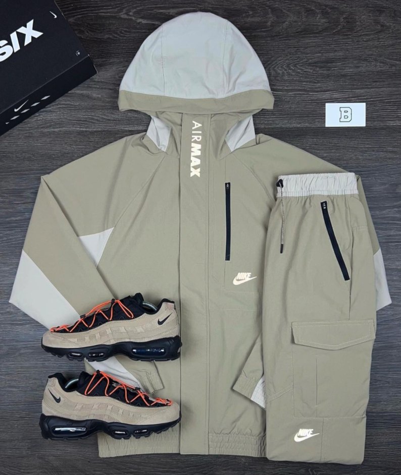 X: "⏳👀 | Nike Air Max 95 Tracksuit Khaki What do you think on this outfit? 🤔 https://t.co/RkkD9aYBGF" / X