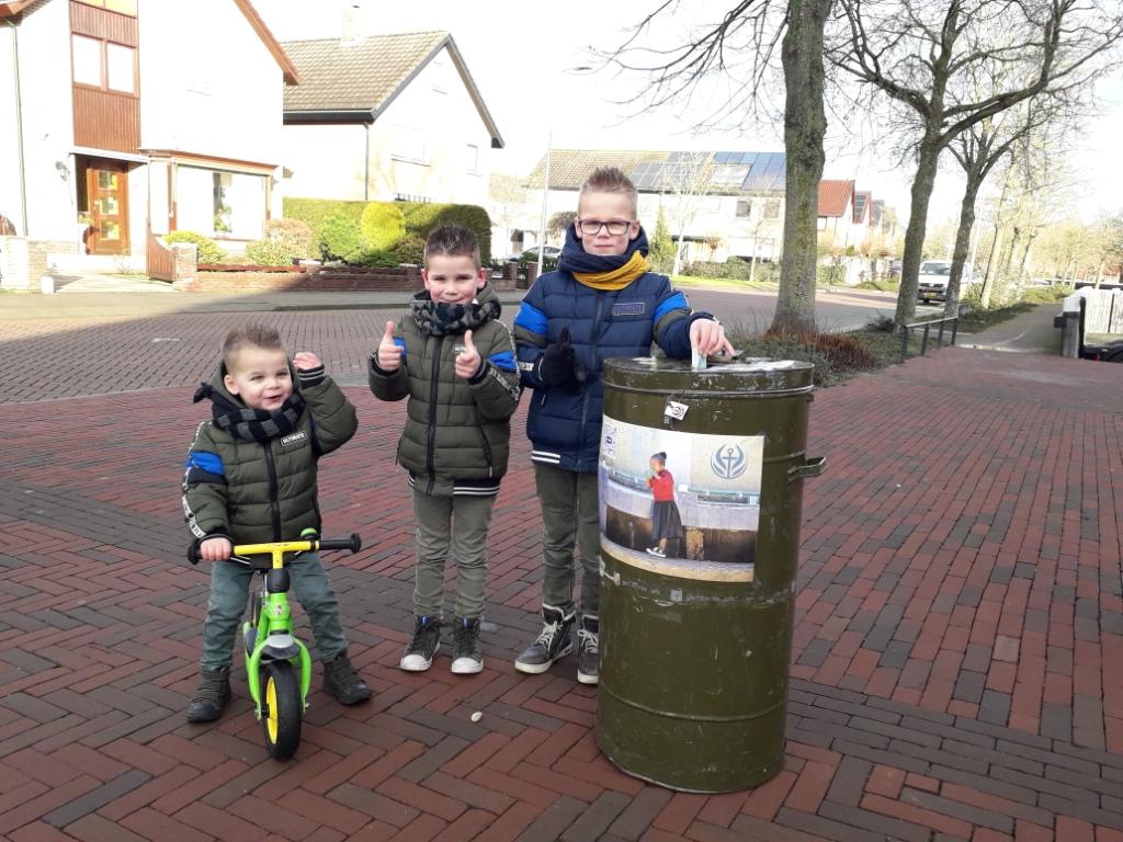 isee_urk's tweet photo. Zaterdag Eerste Kerstdag houdt de Interkerkelijke Stichting Ethiopië/Eritrea haar jaarlijkse kerstcollecte.
Doet u mee?https://t.co/sCqMbU82Uk https://t.co/QSyPDda6b7
