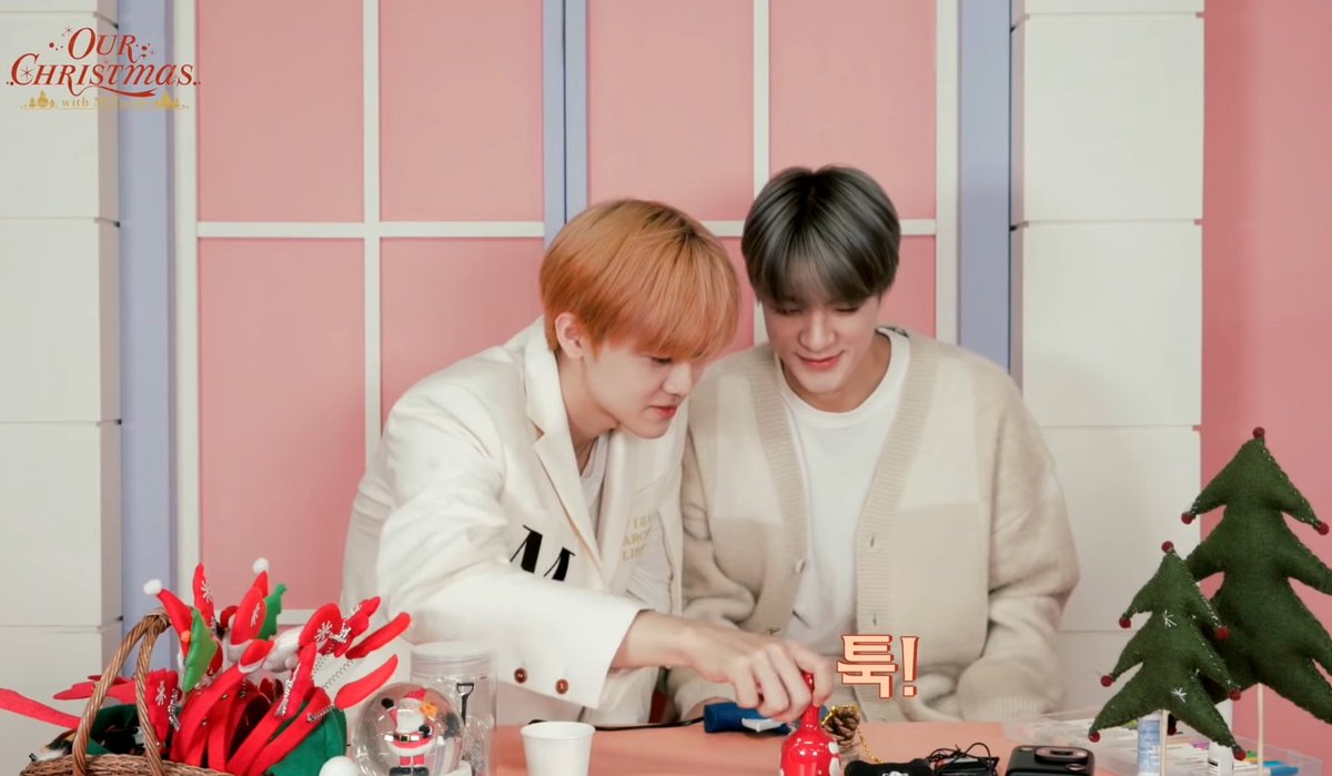 LeeJeno_IDN's tweet photo. Kalian gemes sekali hey😭😭😭 https://t.co/AH5DVzyEbw