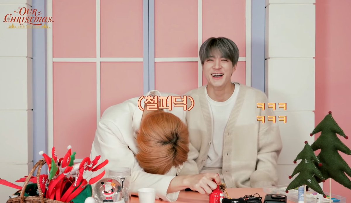 LeeJeno_IDN's tweet photo. Kalian gemes sekali hey😭😭😭 https://t.co/AH5DVzyEbw