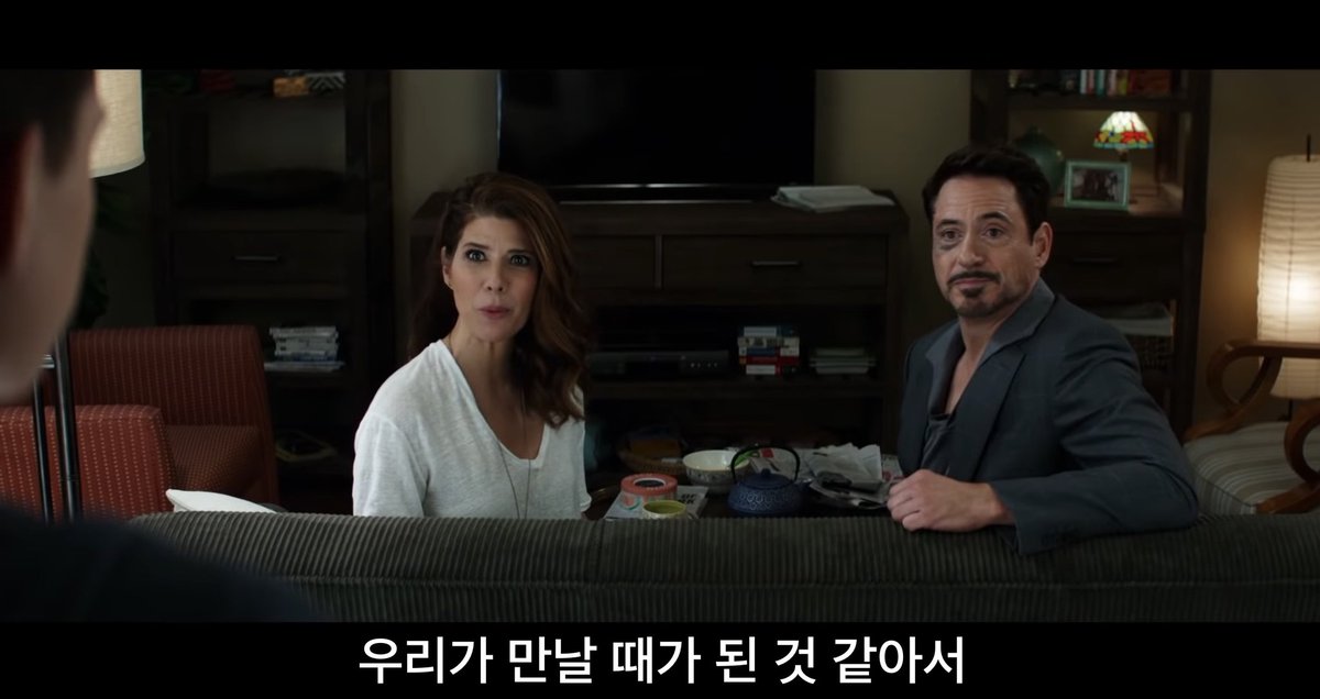 TosomPesom's tweet photo. 아이언맨2                                      시빌워

또 보자 꼬마야                 우리가 만날 때가 
                                              된 것 같아서 https://t.co/MUBqHN86MH