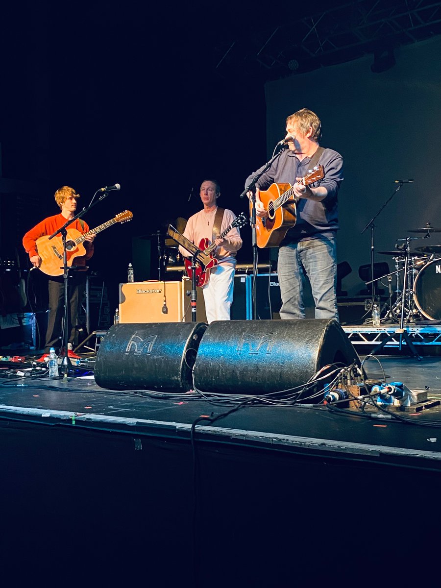ryansmoma's tweet photo. The mighty OCS did not disappoint! Fantastic night ✊
@OCSmusic @SimonFoxyFowler @stevecradock @chrisgeorge123 @bigarnie3 https://t.co/kYncgZ9z0Y