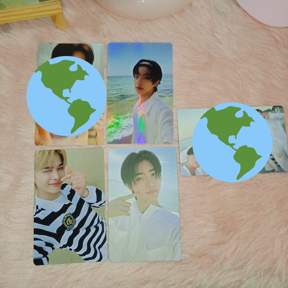 bunhaul's tweet photo. ˗ˏˋ꒰ #buntables ꒱ˎˊ˗

[ claiming tweet ] 

wts lfb ph help rt 

- strictly sold as set
- PAYO 
- Php 1560 + pf + lsf
- for pf - Php 25 for 2 PCs ( box )
- shipment after Christmas 
- code on 4th pic, code must be in capital letters

comment mine + code + payo https://t.co/c4VLm8OmEP