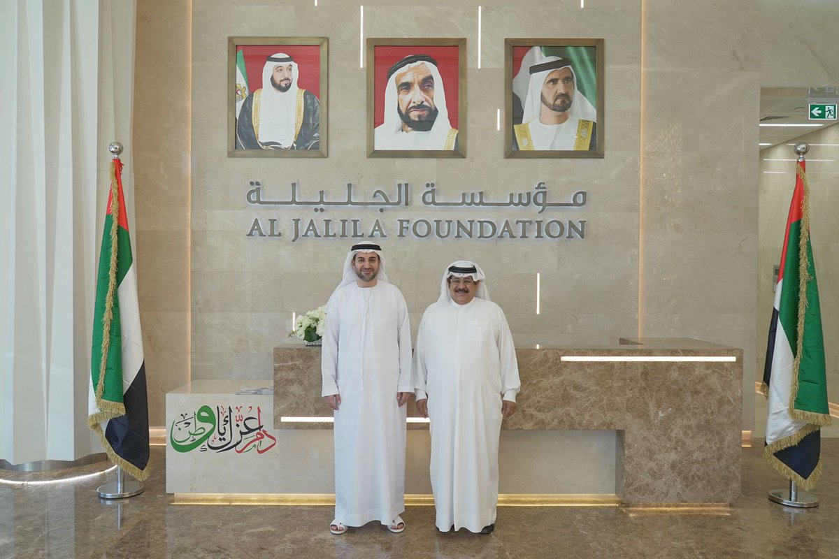 DXBMediaOffice's tweet photo. Dr. Abdulkareem Sultan Al Olama, CEO of Al Jalila Foundation: Donor support is an integral part of our success in developing the state-of-the-art hospital and we are grateful to Yaseen Jaffer and his family for their generous donation. https://t.co/JoMg21Qf2n