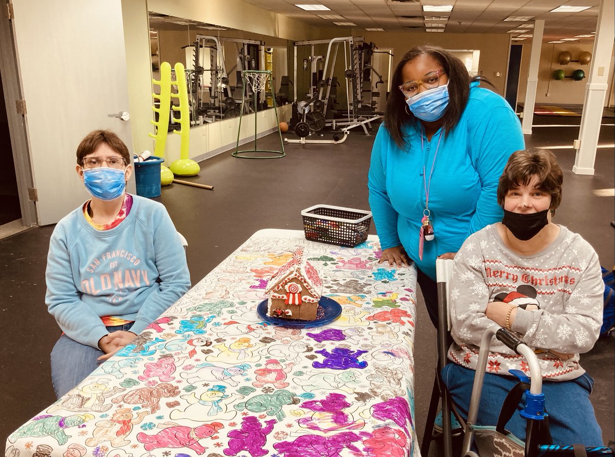 TLC's York Day Program participants got into the holiday spirit with some gingerbread houses this week. 
🍪 ⛄ 🎄