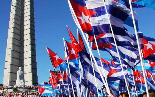 EdelvisOsorio's tweet photo. #AmigosDeFidel #Plaza #CubaVive #RedTocororo 
¡¡¡TE AMOOOOOO CUBAAA!!!! 🇨🇺❤🇨🇺❤🇨🇺 https://t.co/vJVvq7NgW1