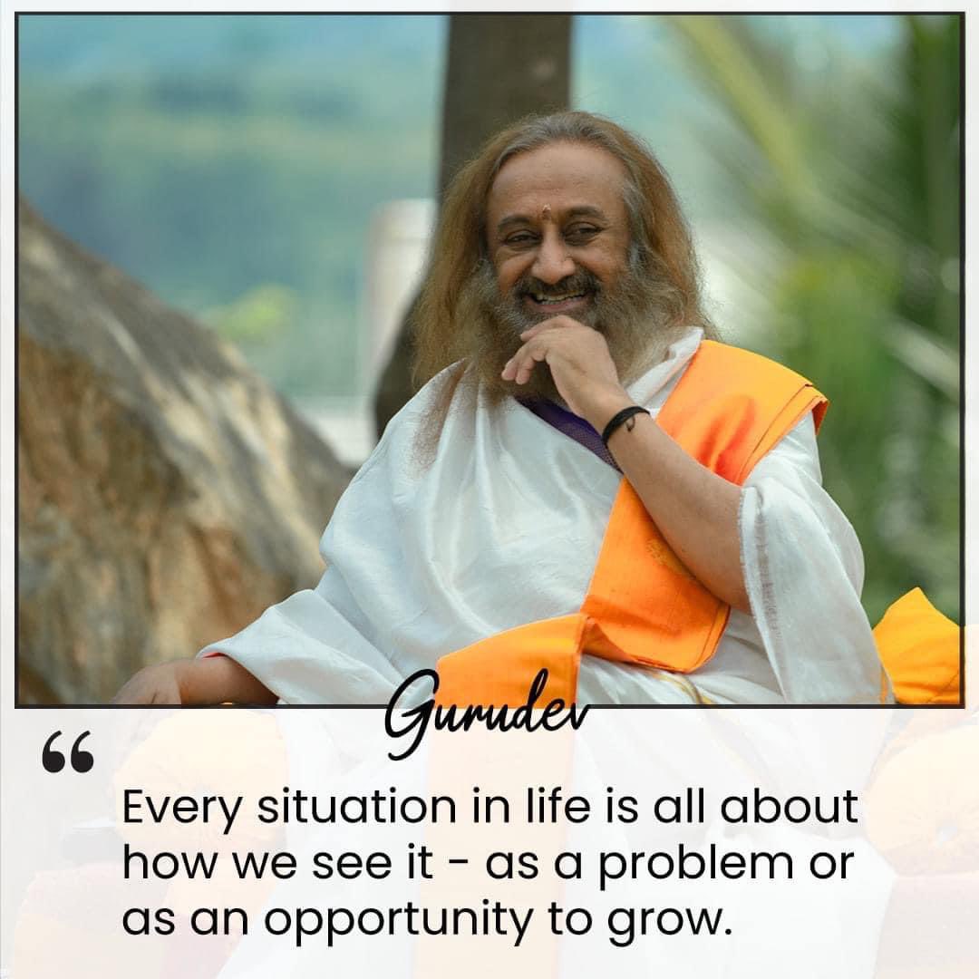 Rishiji's tweet photo. “Every situation in life is all about how we see it - as a problem or as an opportunity to grow.” - Gurudev @SriSri Ravi Shankar
#ThursdayThoughts https://t.co/1Q8HXzrAsU