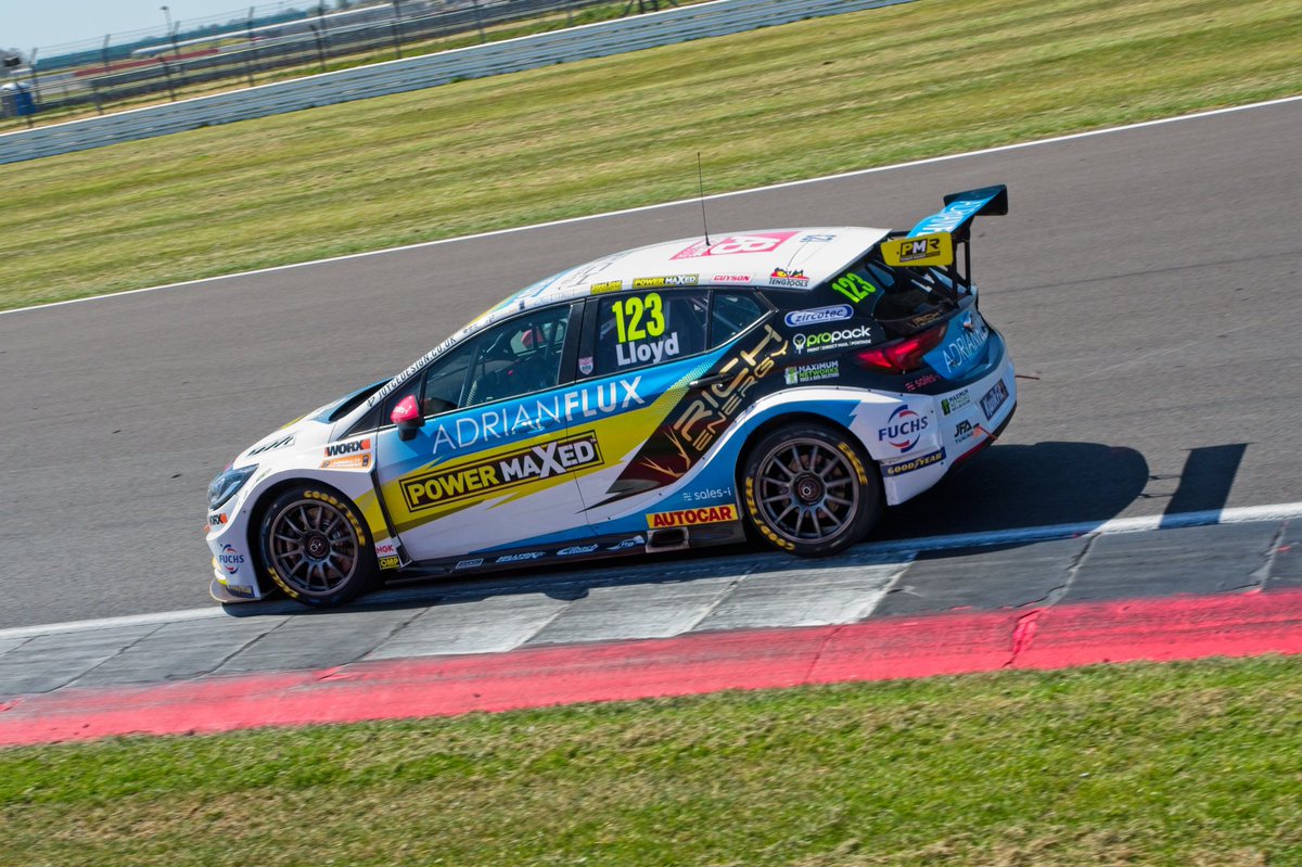 richenergy's tweet photo. And todays annual review brings us to the incredibly busy month of April. 

We unveiled our 2021 vehicle wrap with @transporterhq, unveiled our sponsorship of @UKPMR, headed out to testing for @OfficialBSB and expanded our supported by program with the backing of Lewis Jones. https://t.co/CtQgy4iep1