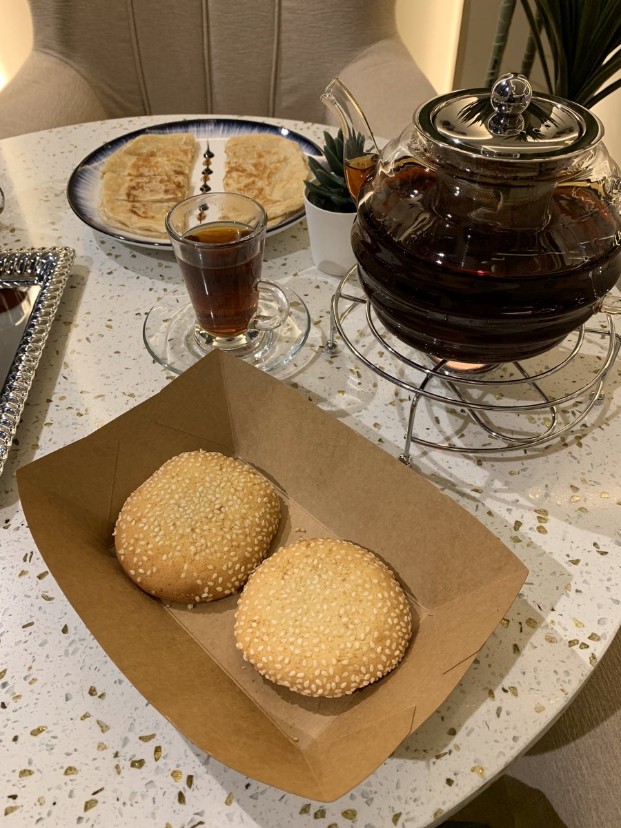 شاي وقهوة البستان 🤩❤️
مكان جديد بالرياض يجمع بين الشاي والقهوة المكان مرتب وجميل جلسات داخلية مريحة للكل "بدون موسيقى" فيه شاشات مباريات يقدمون الشاهي بالبخار وقهوة مختصة وقهوة عربية وغيرها حالياً يفتحون من الساعة ٣ عصراً وحتى ٣ فجرا
📍حي المرسلات - طريق الإمام سعود بن عبدالعزيز