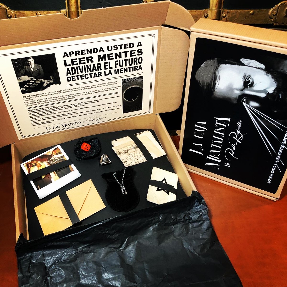 Raijenstein's tweet photo. Estoy muy contento de presentar La Caja Mentalista con @MagiaEstudio. He querido buscar contenido fidedigno y replicas originales de símbolos Zener de J.B. Rhine 1930s,fotografiaras estilo #Polaroid de “Society for Research on Raport and Telekinesis” o "El caso Enfield" https://t.co/A1N0uZz4Jm