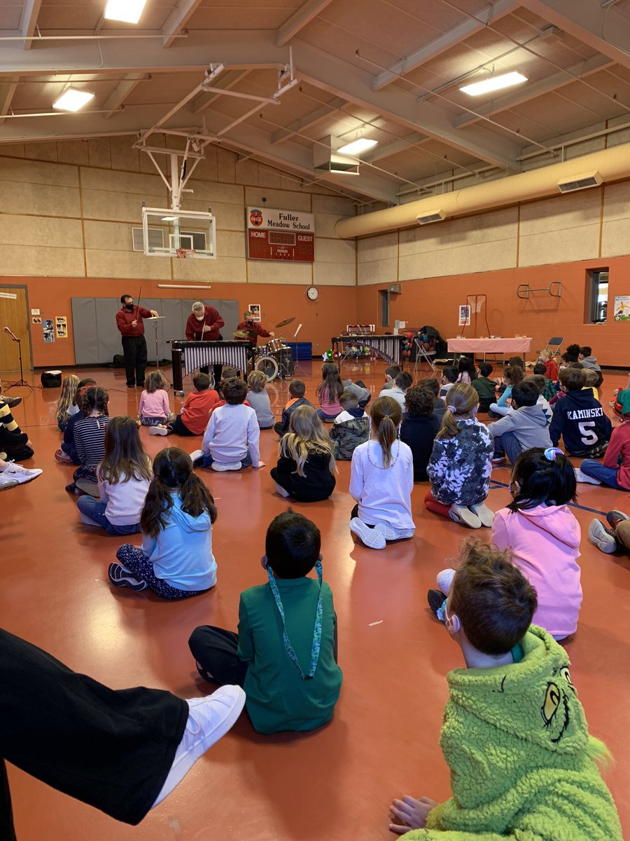 ms_foden's tweet photo. Grinch Day! Our morning started off with the New England Percussion Ensemble! It was such a fun day! 🎶💚 #fullermeadow https://t.co/JHeArsFths