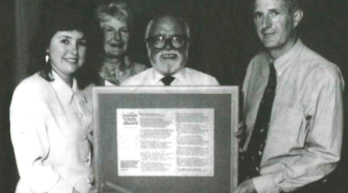 SignatureDeaf's tweet photo. #ThrowbackThursday to when Santa (Richard Attenborough) presented CACDP learners with their certificates back in 1985. 

 🎅🏼🎄

#Santa #miracleon34thstreet #RichardAttenborough #CACDP #Certificates https://t.co/aZO14STCXX