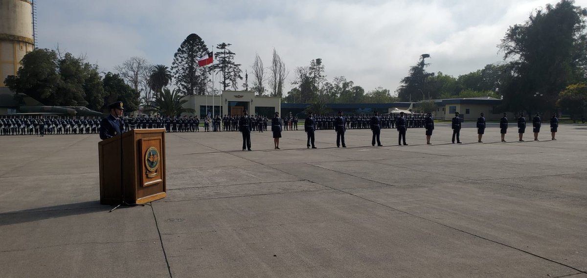 Escuela de Especialidades Fuerza Aérea de Chile tweet media