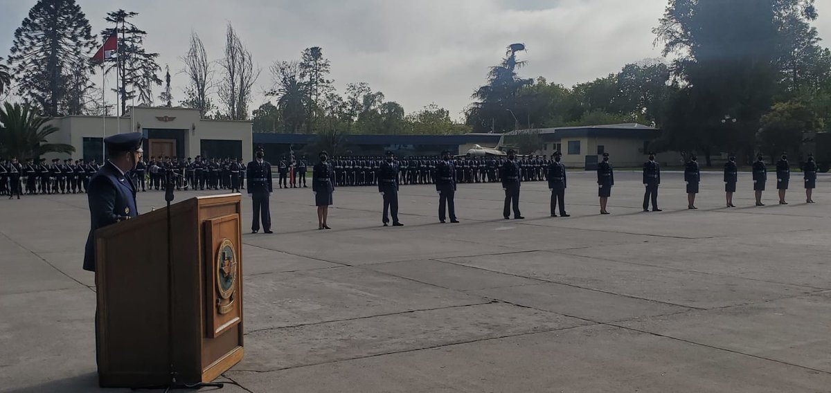 AHORA | En su Patio de Formación, la #EE realiza la Ceremonia de Egreso de nuevo Personal del Cuadro Permanente de los Servicios.
#AlasCienciayPrecisión
<a href="/FACh_Chile/">Fuerza Aérea de Chile</a> <a href="/mindefchile/">Ministerio de Defensa Nacional</a>