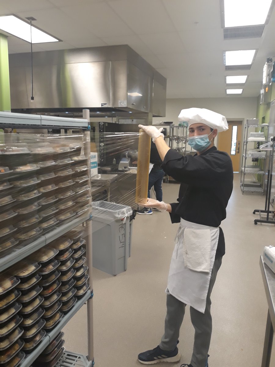 SalemHighSchool's tweet photo. SHS's culinary program packaged close to 1,000 containers of food to support families in the Greater Salem, NH Region. Thank you to everyone who contributed and donated to this cause. https://t.co/pHxGofZQQP