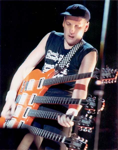 Happy birthday Rick Nielsen tros de freak
 