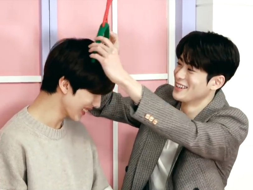 sweetlightme's tweet photo. One tweet AU

Jisung x Jaehyun

"Kenapa mami gak nikah lagi?" https://t.co/ZUiGoqHc66